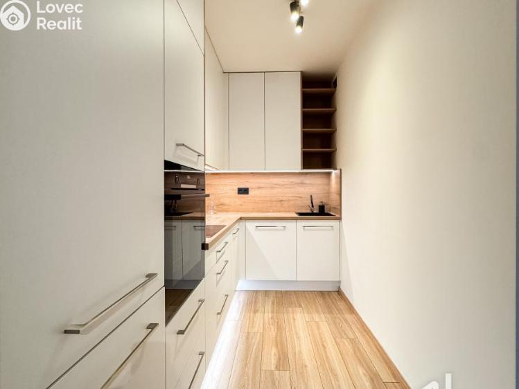 Pronájem bytu 2+KK Praha, U plynárny 1597/54 č. 6