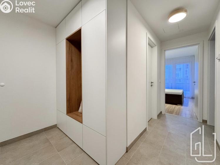 Pronájem bytu 2+KK Praha, U plynárny 1597/54 č. 11