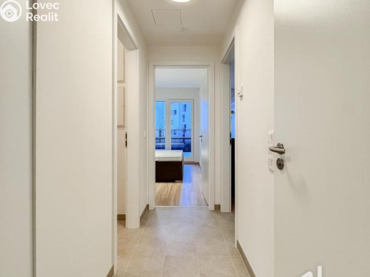 Pronájem bytu 2+KK Praha, U plynárny 1597/54 č. 13