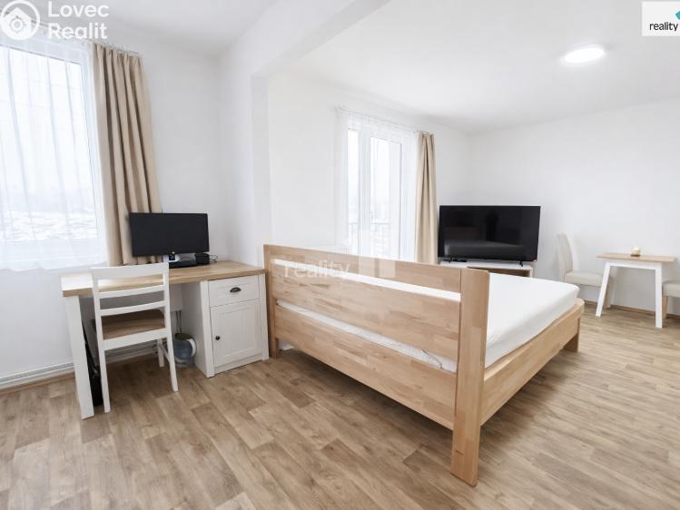 Prodej bytu 1+KK Nehvizdy, Vestecká č. 2