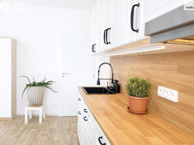 Продаж квартири 1+KK Nehvizdy, Vestecká č. 15