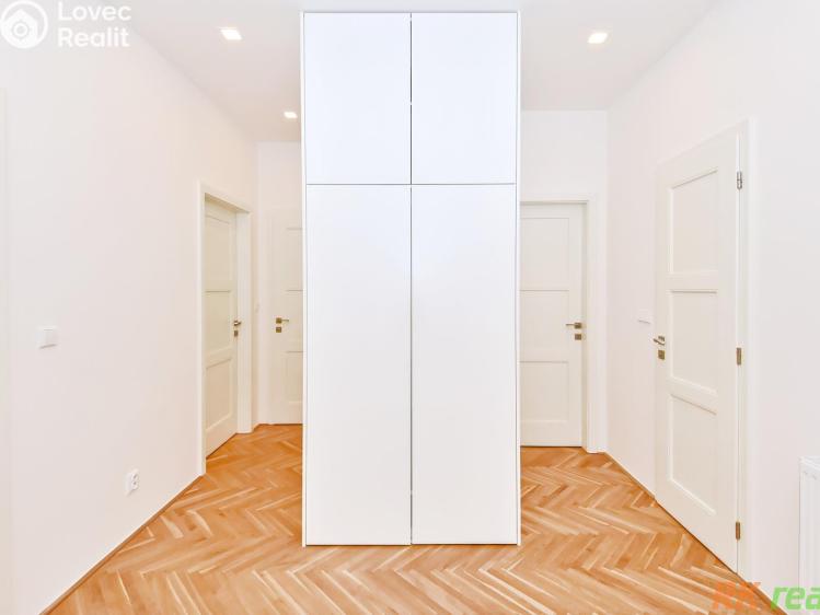 Pronájem bytu 3+KK Praha, Slezská č. 5