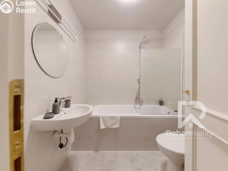 Pronájem bytu 1+KK Praha, Víta Nejedlého č. 11