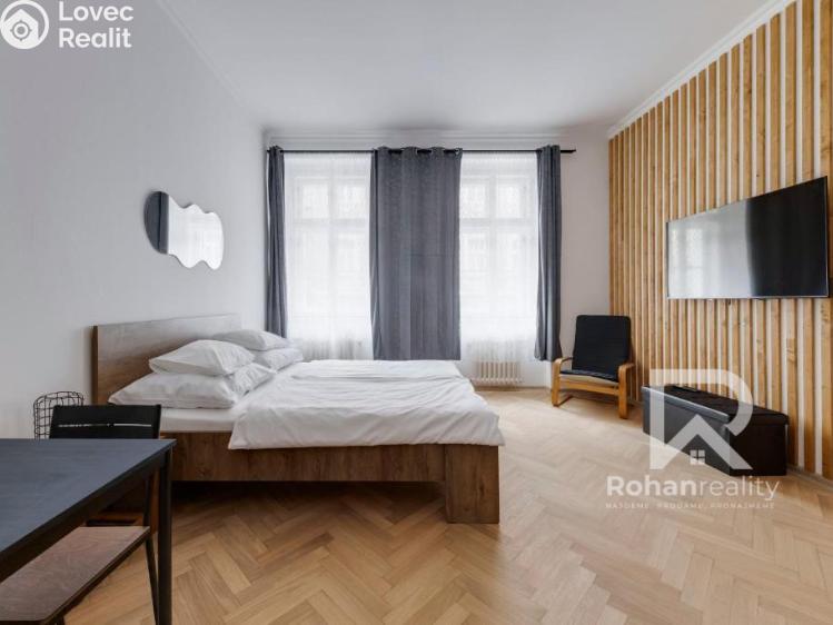 Pronájem bytu 1+KK Praha, Víta Nejedlého č. 12