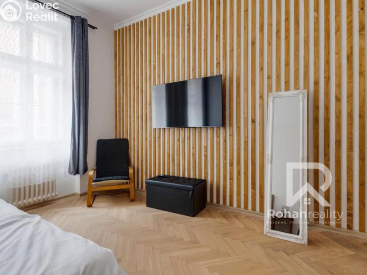 Pronájem bytu 1+KK Praha, Víta Nejedlého č. 13