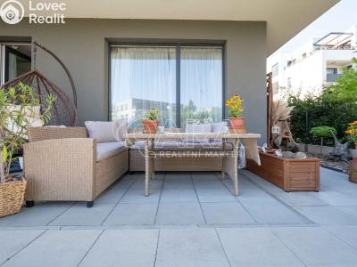 Pronájem bytu 2+KK Roztoky, Lederova 2266 č. 2