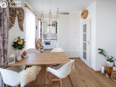 Pronájem bytu 2+KK Roztoky, Lederova 2266 č. 4