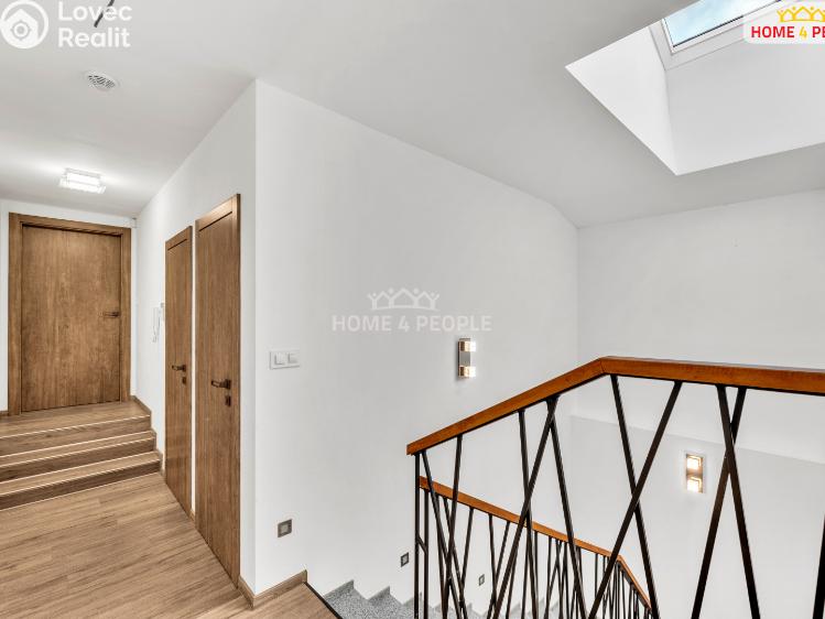 Продажа семейного дома Praha-Koloděje, Podzámecká č. 14