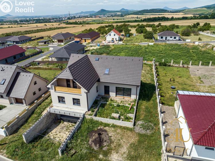 Prodej rodinného domu Trnovany č. 5