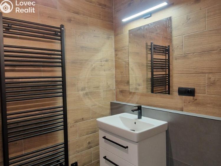 Pronájem bytu 3+KK České Budějovice, Šroubárenská 2072/43 č. 7