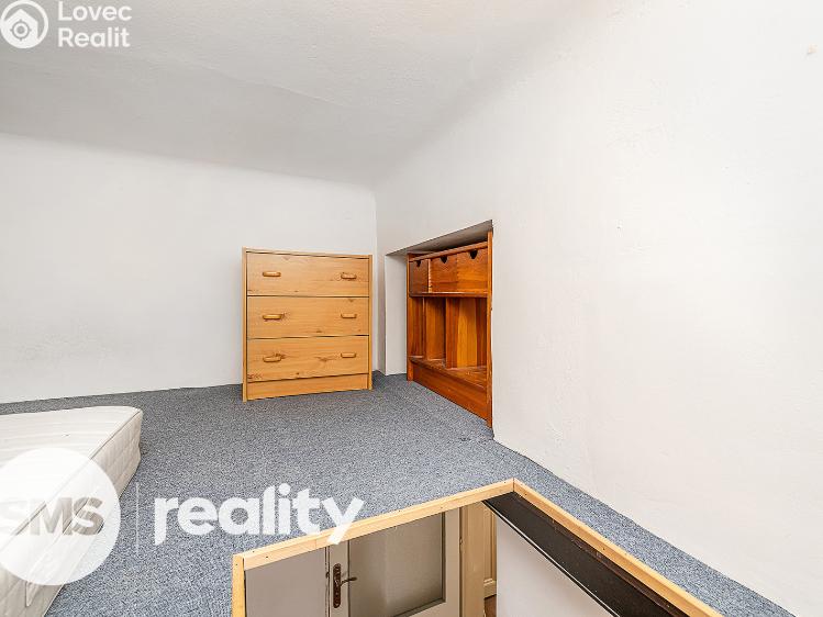 Pronájem bytu 1+KK Praha, Křižíkova 435/109 č. 10