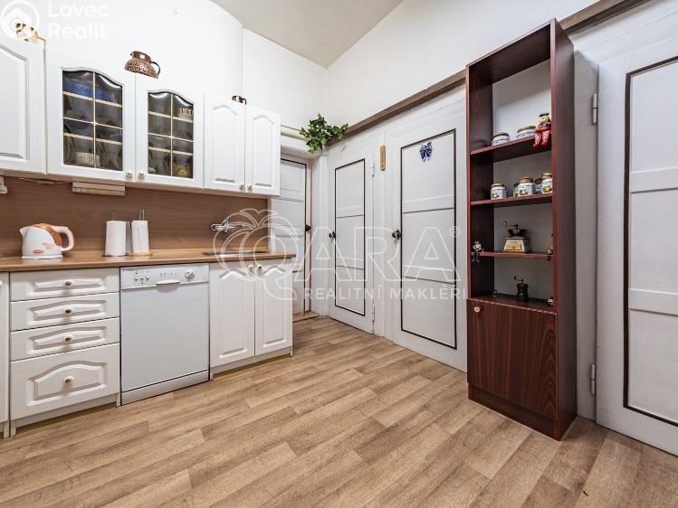 Pronájem bytu 3+1 Praha, Hartigova 1497/108 č. 12