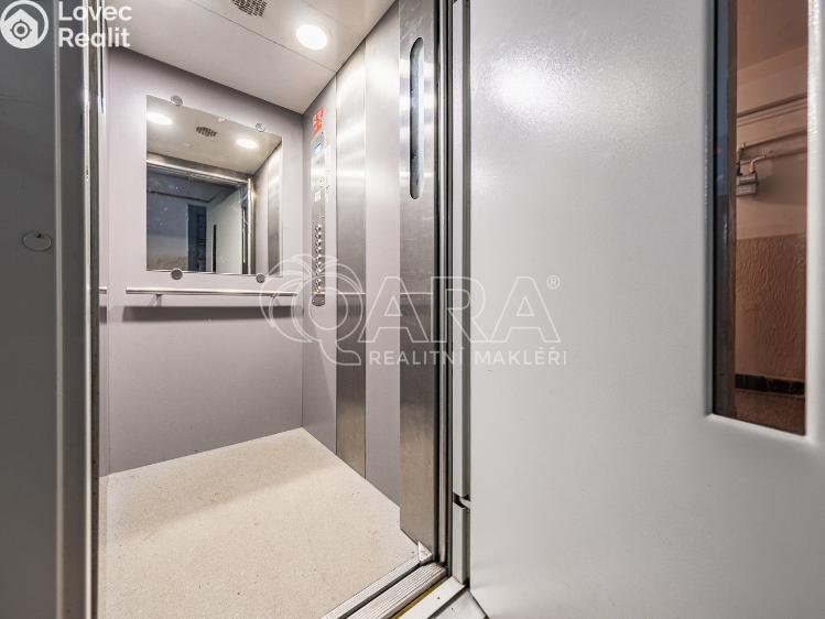 Pronájem bytu 3+1 Praha, Hartigova 1497/108 č. 13