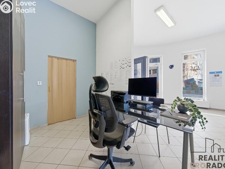 Prodej obchodního prostoru Olomouc, Wellnerova 1215/1 č. 7