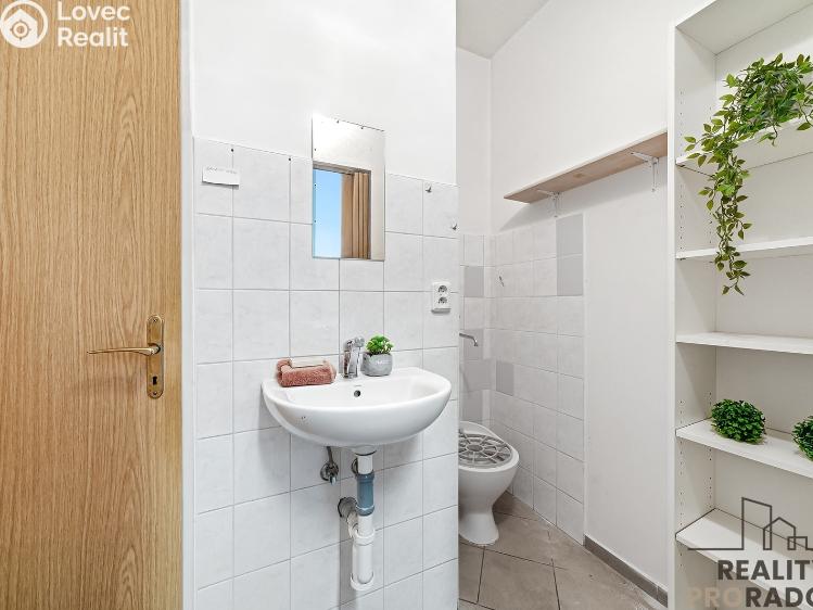 Prodej obchodního prostoru Olomouc, Wellnerova 1215/1 č. 13