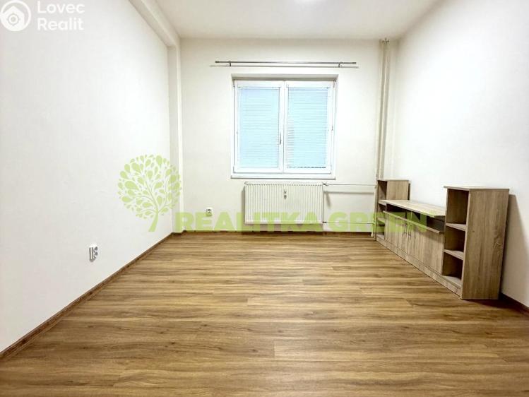 Pronájem bytu 2+1 Vsetín, Sušilova 1335 č. 9