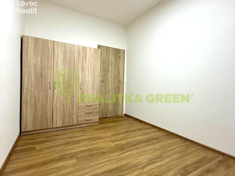 Pronájem bytu 2+1 Vsetín, Sušilova 1335 č. 10