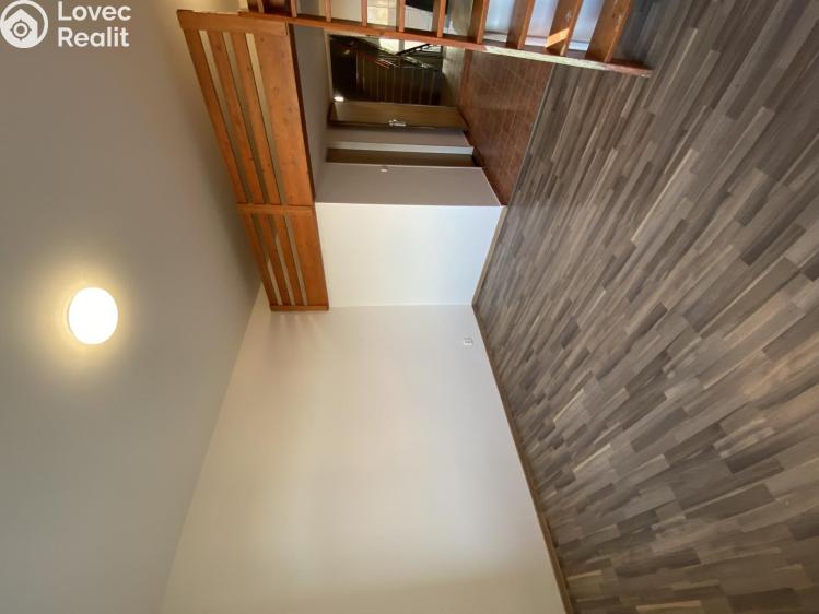 Pronájem bytu 1+KK Praha, Freyova č. 11