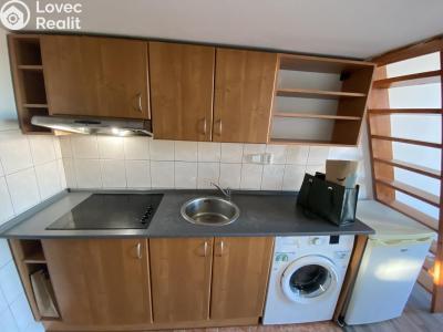 Pronájem bytu 1+KK Praha, Freyova č. 1