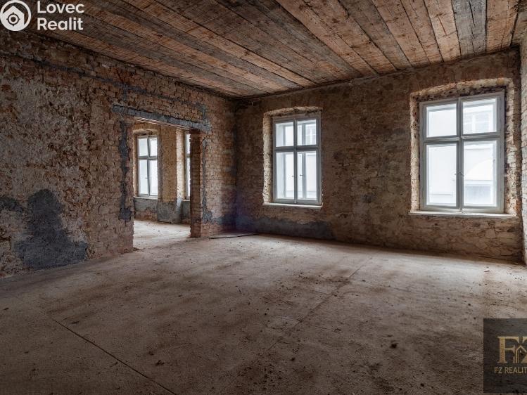 Продаж багатоквартирного будинку Soběslav č. 17