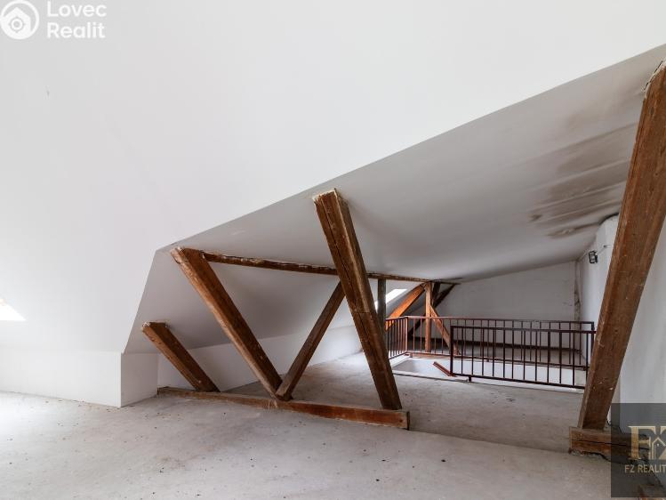 Продаж багатоквартирного будинку Soběslav č. 26