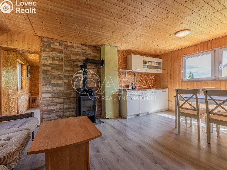 Sale hut Zvánovice, Lipová 75 č. 3