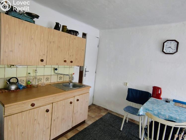 Prodej rodinného domu Buk č. 7