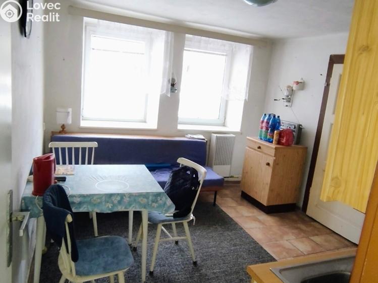 Prodej rodinného domu Buk č. 9