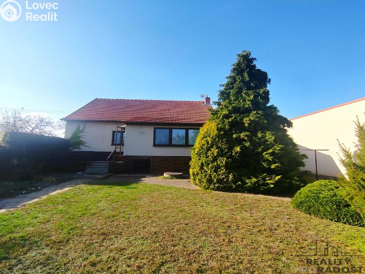 Prodej rodinného domu Lužice, Šeříková č. 1