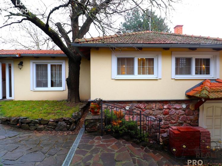 Pronájem rodinného domu Želešice, 24. dubna 2 č. 12