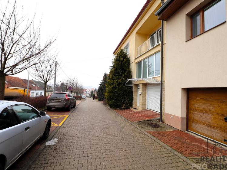 Pronájem rodinného domu Želešice, 24. dubna 2 č. 13