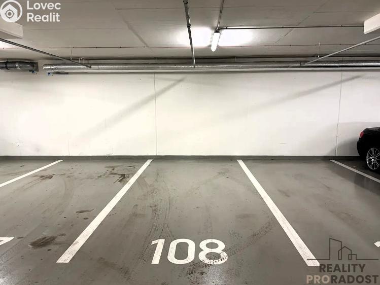 Pronájem garáže Praha, U průhonu č. 2