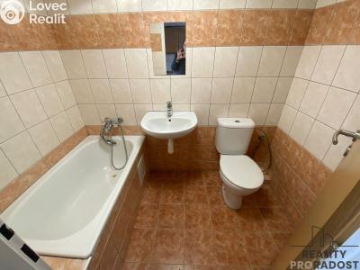 Pronájem bytu 1+KK Praha, Freyova č. 5