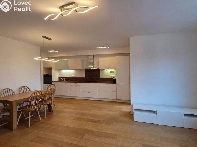 Pronájem bytu 3+KK Praha, Marešova č. 2