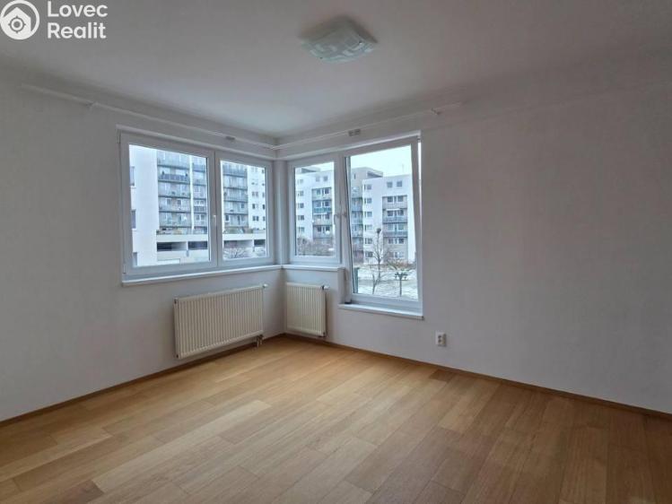 Pronájem bytu 3+KK Praha, Marešova č. 8