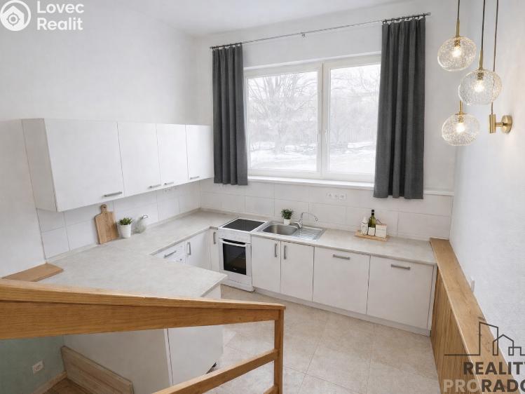 Prodej atypického bytu Jaroměřice nad Rokytnou, Družstevní 915 č. 8