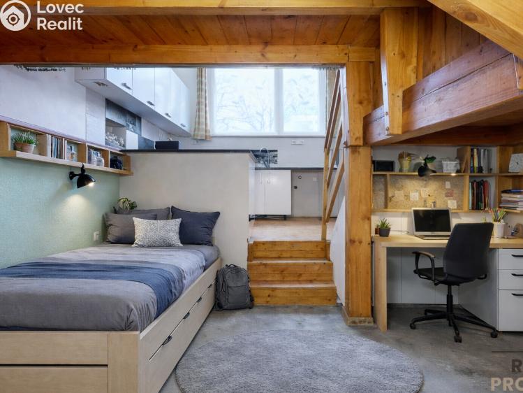 Prodej atypického bytu Jaroměřice nad Rokytnou, Družstevní 915 č. 13