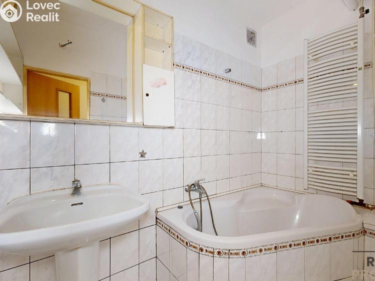 Prodej atypického bytu Jaroměřice nad Rokytnou, Družstevní 915 č. 35