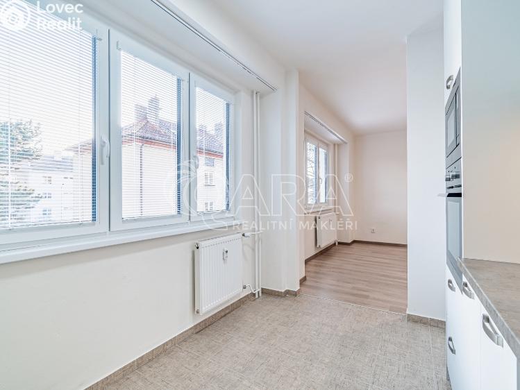 Pronájem bytu 2+1 Kralupy nad Vltavou, Dr. E. Beneše 601 č. 4