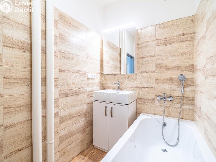 Pronájem bytu 2+1 Kralupy nad Vltavou, Dr. E. Beneše 601 č. 17