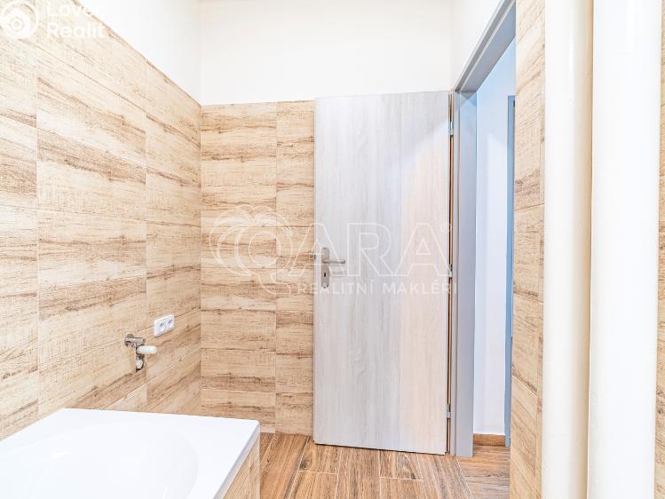 Pronájem bytu 2+1 Kralupy nad Vltavou, Dr. E. Beneše 601 č. 18