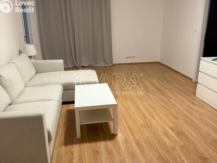 Pronájem bytu 3+1 Praha, Italská č. 5