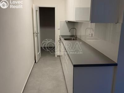 Pronájem bytu 3+1 Praha, Italská č. 3