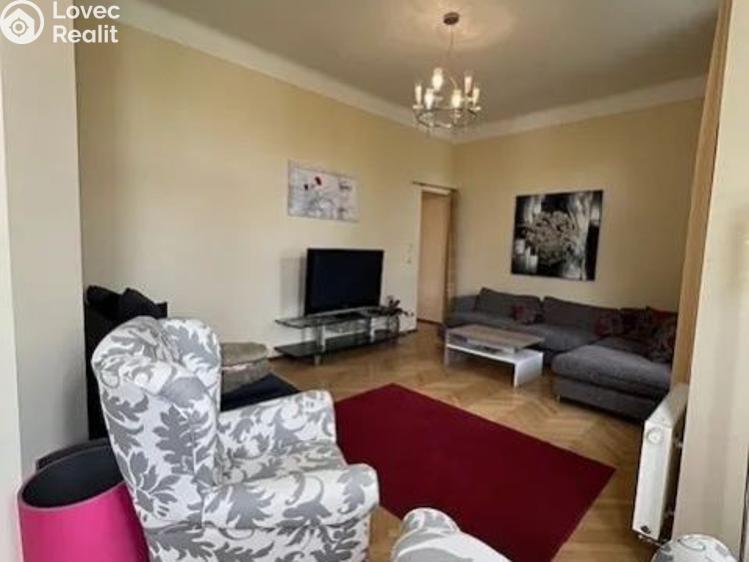 Prodej bytu 3+1 Karlovy Vary, Krále Jiřího č. 1