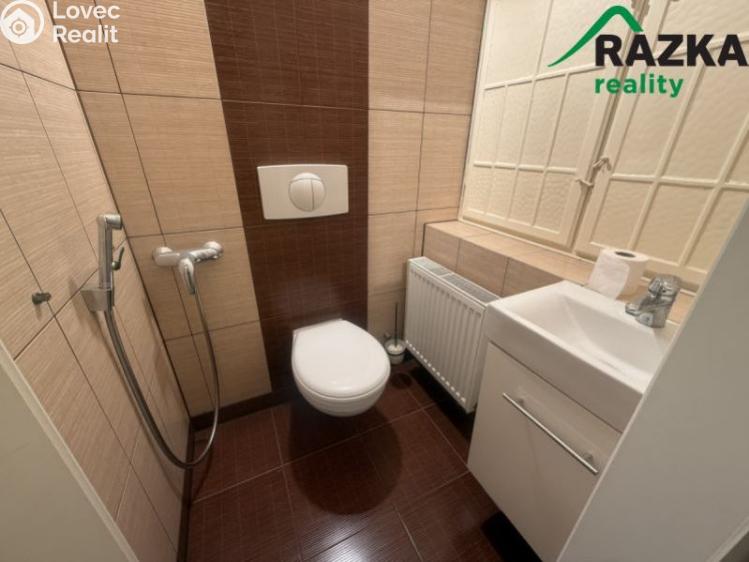 Prodej bytu 3+1 Karlovy Vary, Krále Jiřího č. 7