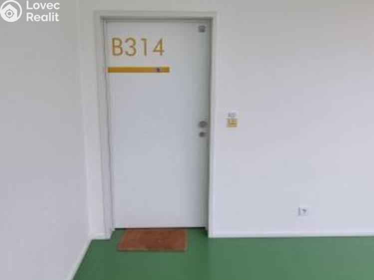 Prodej bytu 2+KK Praha, Urešova č. 12