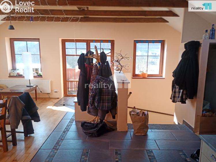 Pronájem bytu 4+KK Hejnice, Klášterní 615 č. 3