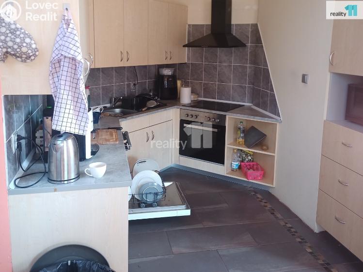 Pronájem bytu 4+KK Hejnice, Klášterní 615 č. 6