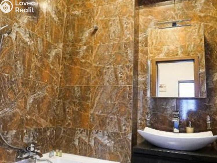 Prodej stavebního pozemku Karlovy Vary, Moravská č. 12