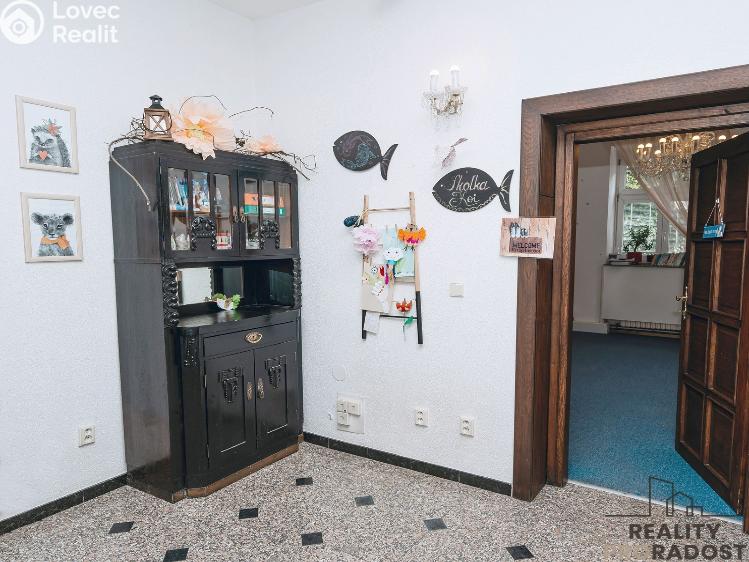 Rent commercial space Praha, U Okrouhlíku 1820/3 č. 6